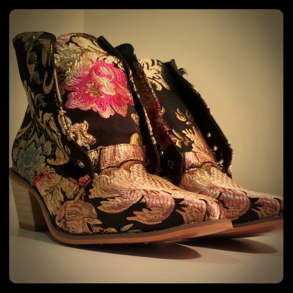 Unique boots